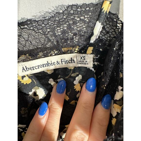 Abercrombie Fitch Top Womens XS Black Floral Cami Lace Yellow Cottage Boho Y2K - Picture 2 of 9